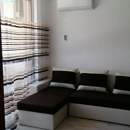Большая Студия Apartment